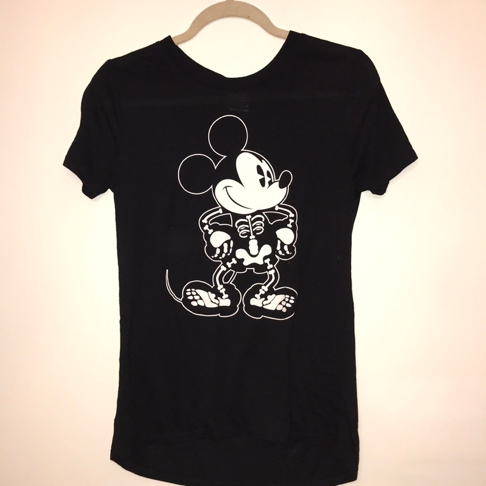 Disney Mickey Mouse skeleton shirt glows in dark!